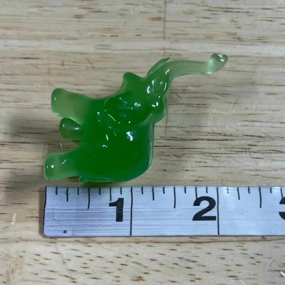 Vintage Set of 8 Green Glass Handmade Elephant Figurines Good Used Condition
